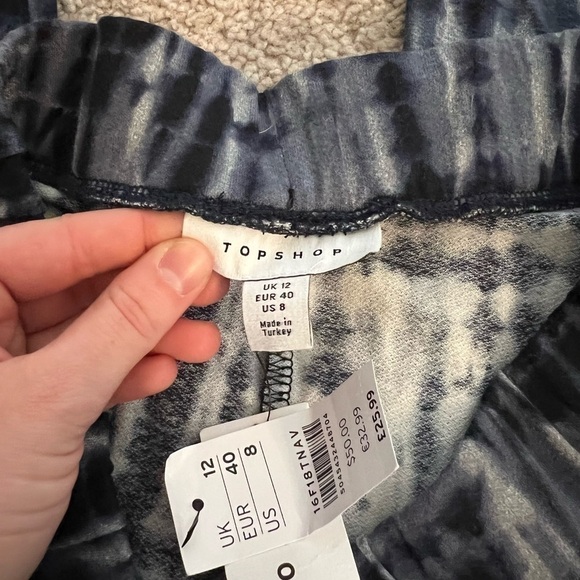 TOPSHOP Women’s Blue Tie Dye Flowy Pants Size 8 NWT - Picture 10 of 10